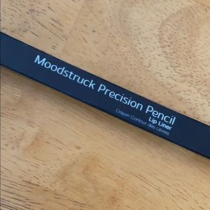 Moodstruck Precision Pencil Lip Liner Plush